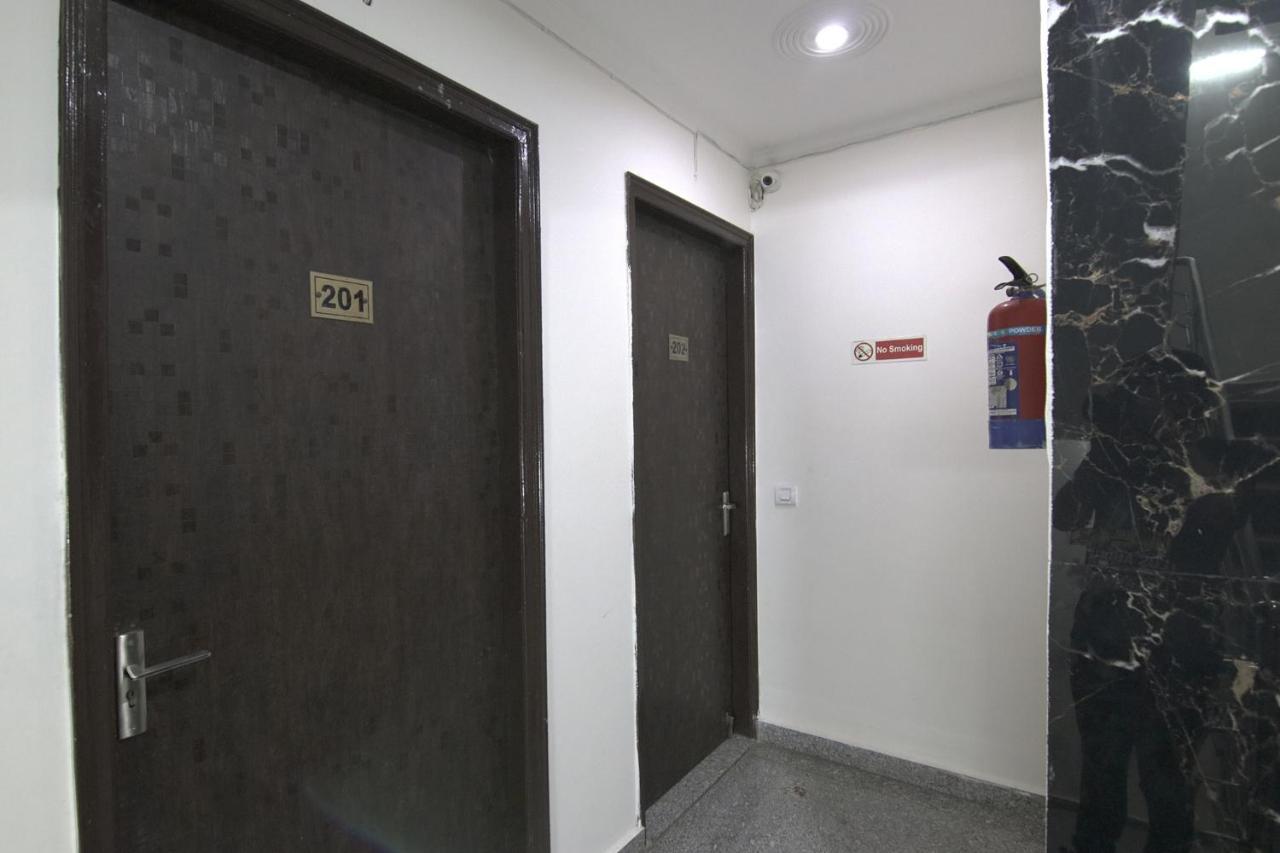 Fabhotel Airport Avalon Near Igi Airport Ню Делхи Екстериор снимка