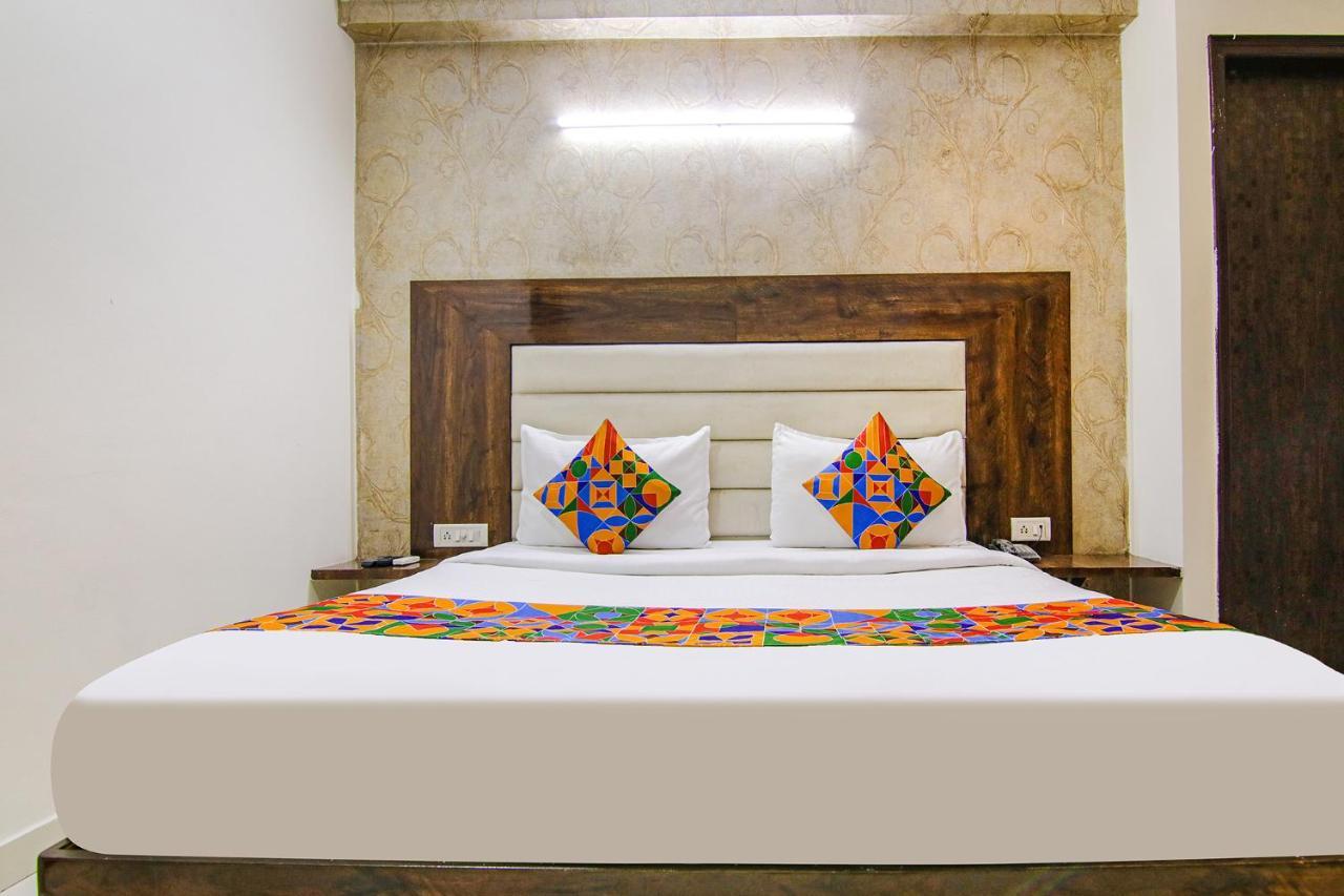 Fabhotel Airport Avalon Near Igi Airport Ню Делхи Екстериор снимка