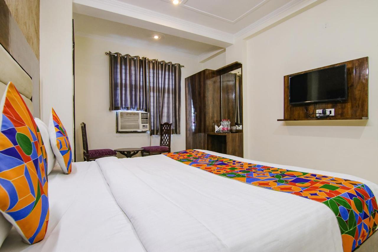 Fabhotel Airport Avalon Near Igi Airport Ню Делхи Екстериор снимка