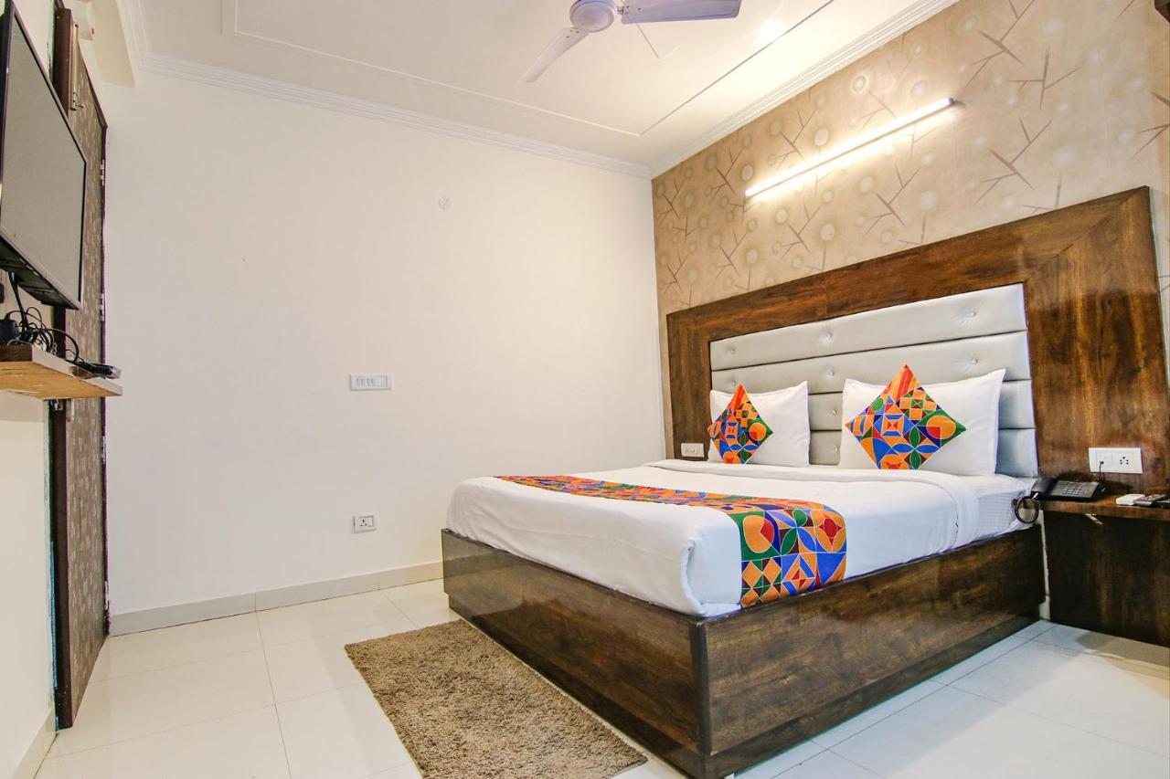 Fabhotel Airport Avalon Near Igi Airport Ню Делхи Екстериор снимка